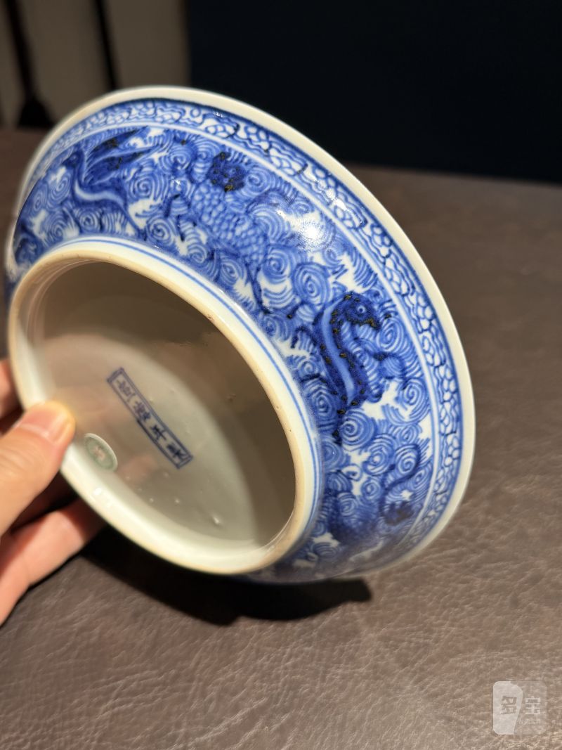 清康熙 仿宣德青花海水瑞兽纹盘 - 图12